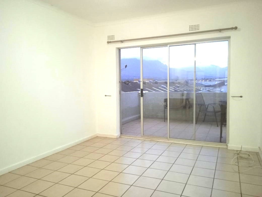 3 Bedroom Property for Sale in Gants Plaza Western Cape